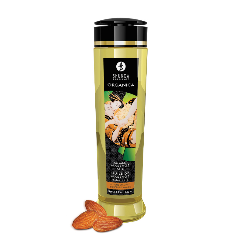 Shunga Organica massage oil with almond flavor and Japanese art.
