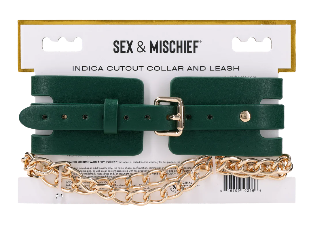 Emerald green cutout collar and gold chain leash set.