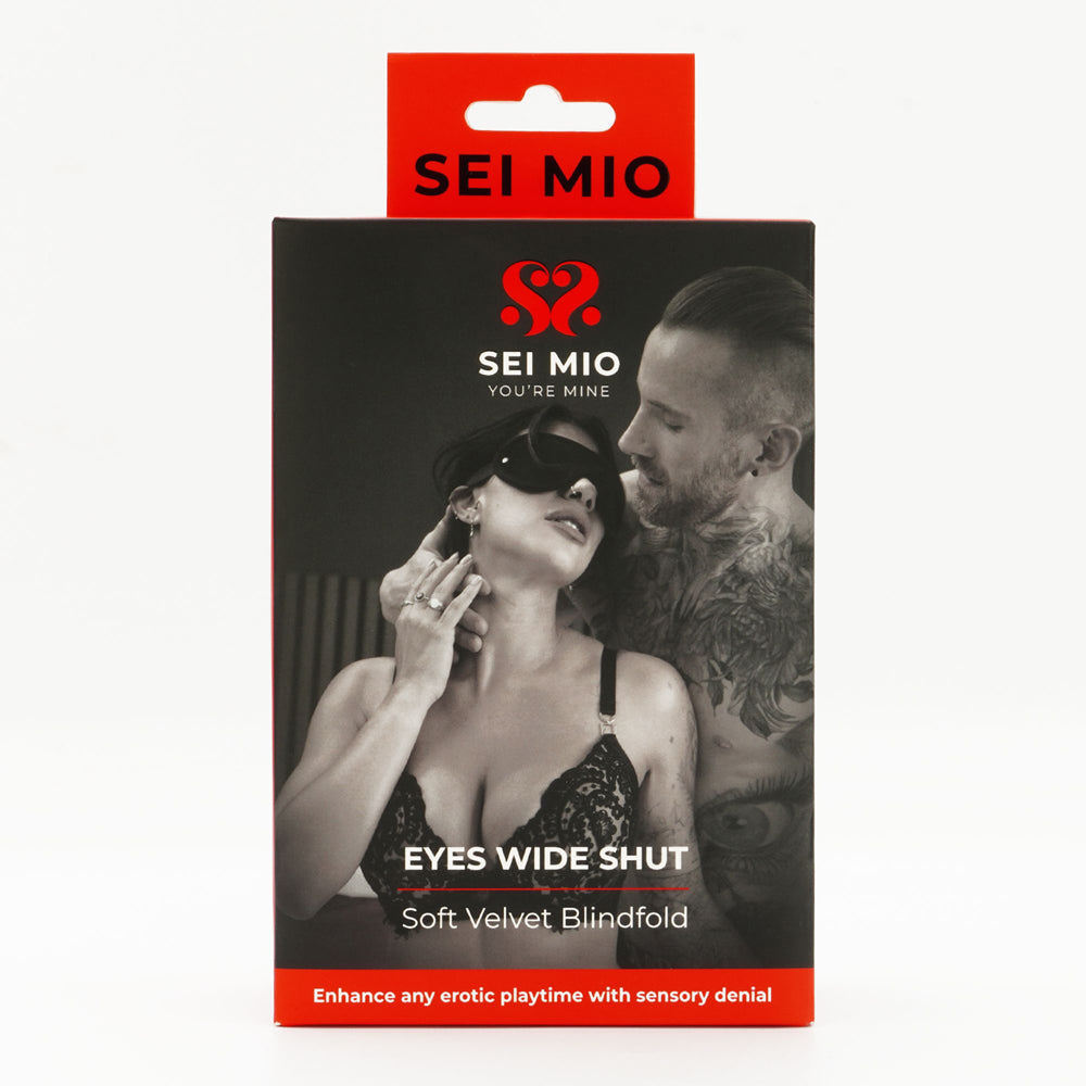 SEI MIO soft velvet blindfold for sensory play.