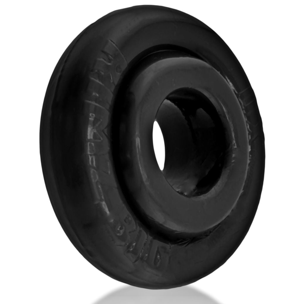 Black soft rubber cock ring with a dual-rimmed design.