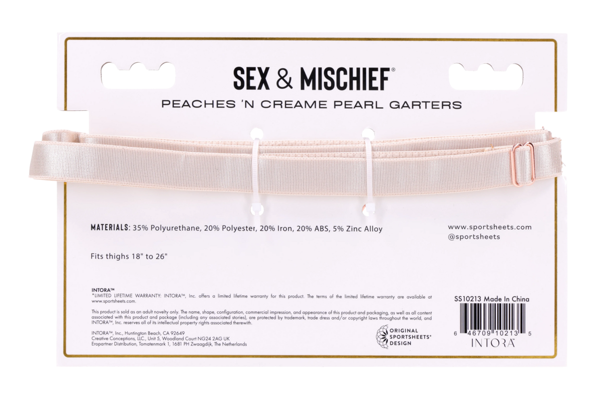 Pearl garter set with rose gold hardware and pearl accents.